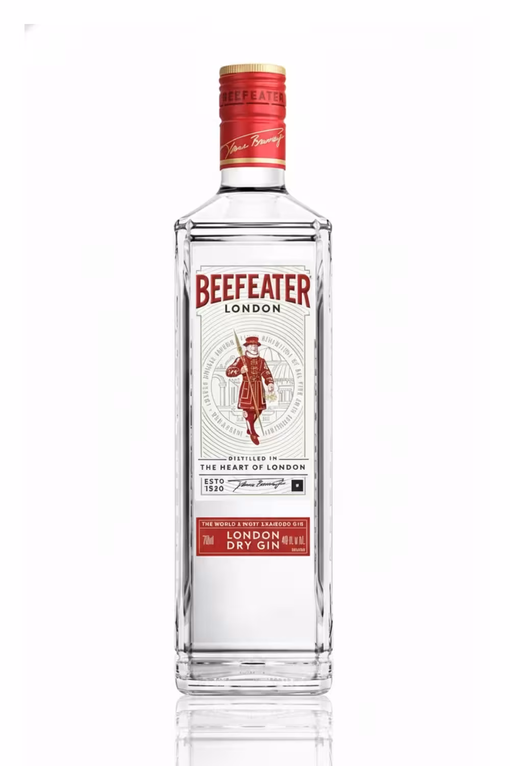 Garrafa de Beefeater, gin london dry de Londres, Inglaterra, na carta da El Loko Conveniência em São Bernardo do Campo